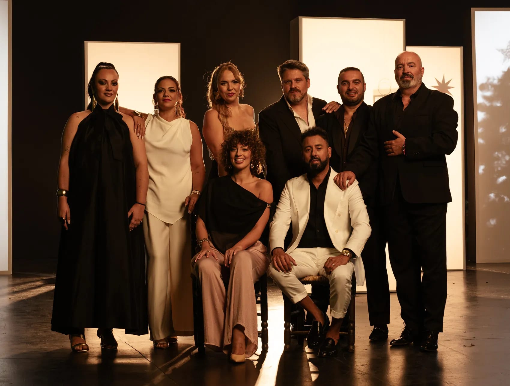 Los componentes de Raya Real en el plató de su especial de Navidad